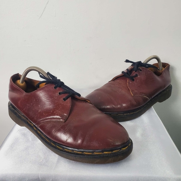 Dr. Martens Burgundy Leather Oxfords Shoes - Picture 13 of 13